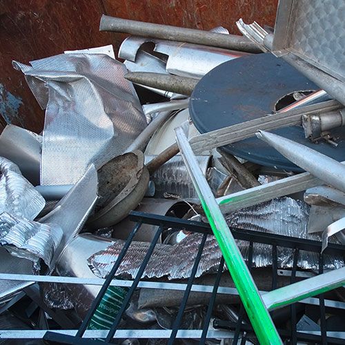 NE-Metall-Schrott. Aluminium-Blechabfälle, alt, neu, beschichtet